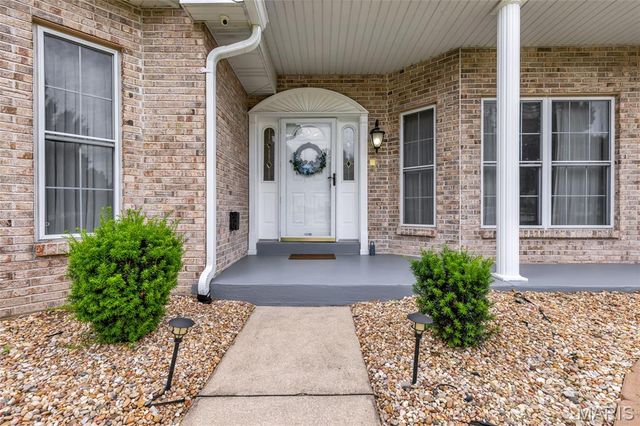 17971 Argonne Estates Drive, Florissant, MO 63034