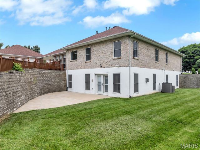 17971 Argonne Estates Drive, Florissant, MO 63034