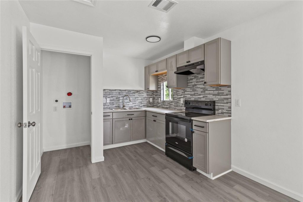 316 20th Street 3, San Leon, TX 77539