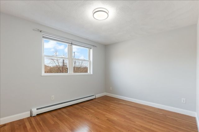 1105 Lexington Street 8-6, Waltham, MA 02452