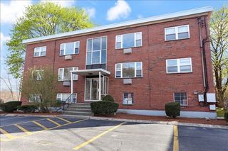 1105 Lexington Street 8-6, Waltham, MA 02452