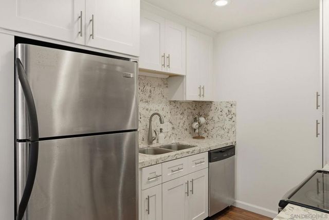 5015 Cape May 108, San Diego, CA 92107