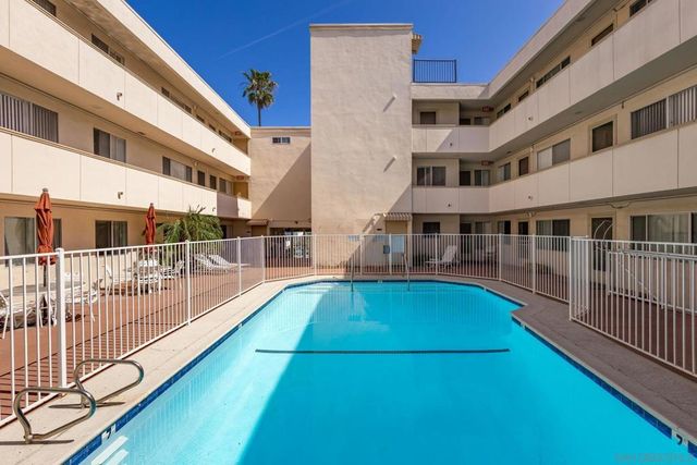 5015 Cape May 108, San Diego, CA 92107