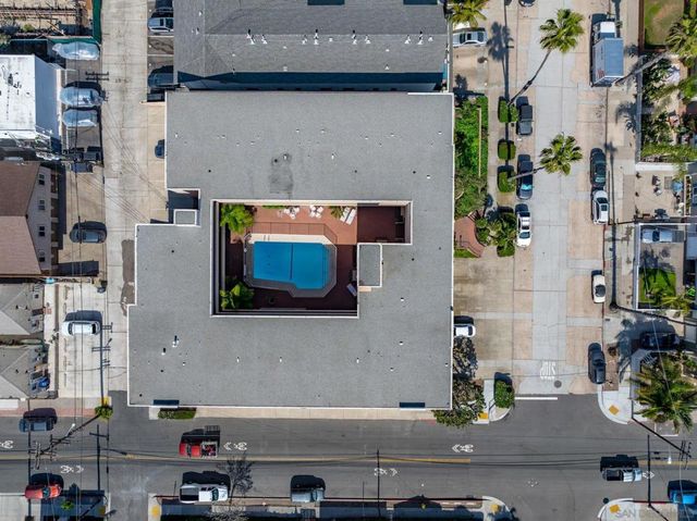 5015 Cape May 108, San Diego, CA 92107