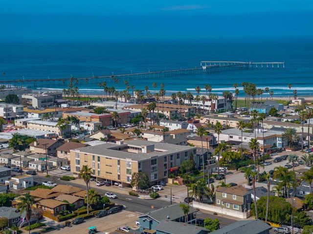 5015 Cape May 108, San Diego, CA 92107
