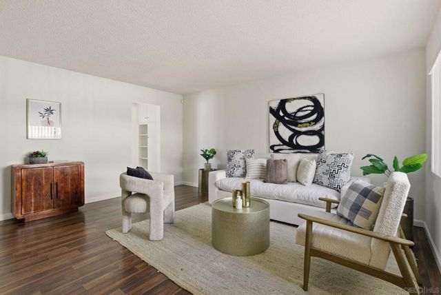 5015 Cape May 108, San Diego, CA 92107