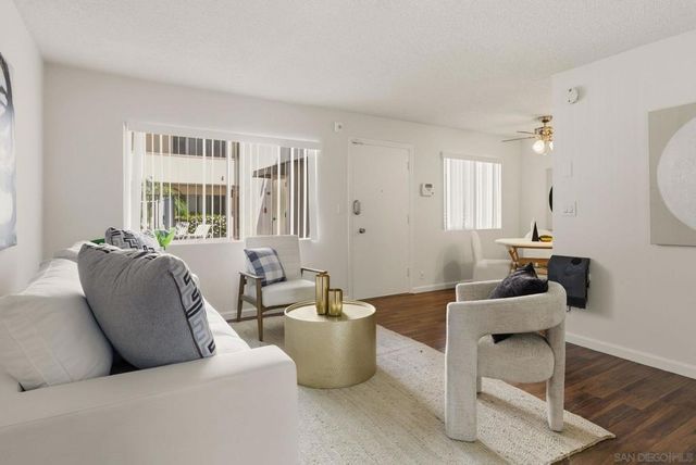 5015 Cape May 108, San Diego, CA 92107