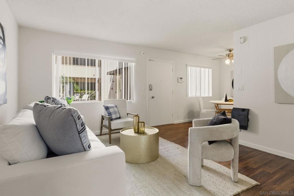 Image 6 of property listing at 5015 Cape May 108, San Diego, CA 92107