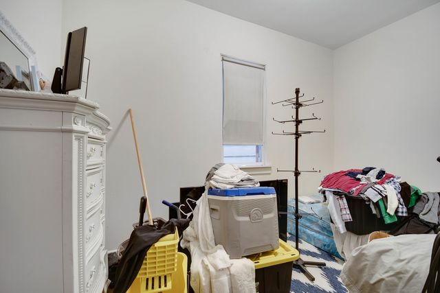 2858 W 38th Place, Chicago, IL 60632