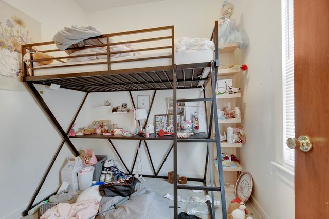 2858 W 38th Place, Chicago, IL 60632