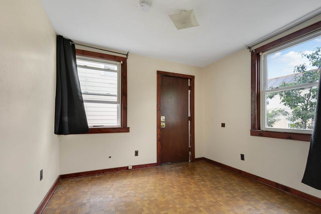 2858 W 38th Place, Chicago, IL 60632