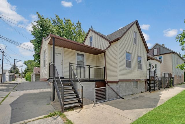 2858 W 38th Place, Chicago, IL 60632