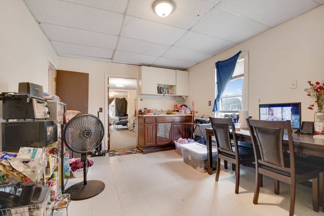 2858 W 38th Place, Chicago, IL 60632