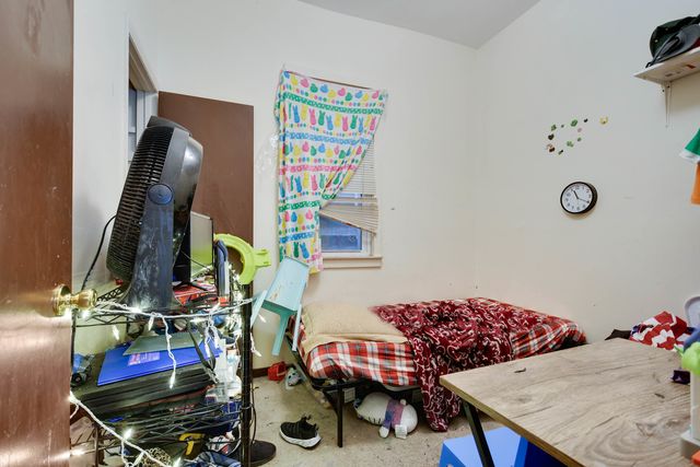 2858 W 38th Place, Chicago, IL 60632