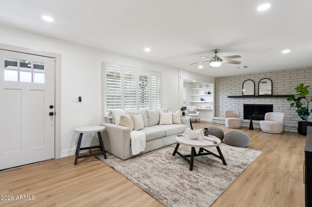 7827 E MORELAND Street, Scottsdale, AZ 85257