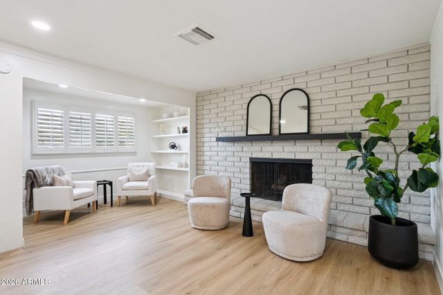 7827 E MORELAND Street, Scottsdale, AZ 85257