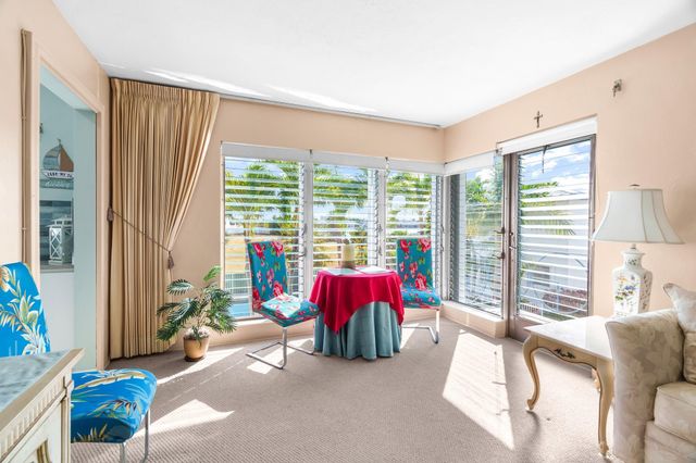 561 Bayshore Drive 7, Fort Lauderdale, FL 33304