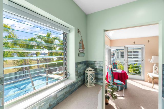 561 Bayshore Drive 7, Fort Lauderdale, FL 33304