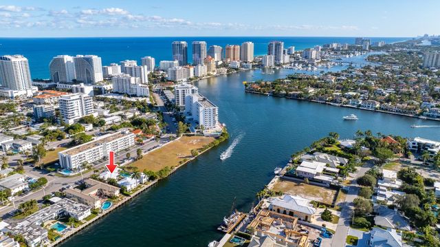 561 Bayshore Drive 7, Fort Lauderdale, FL 33304