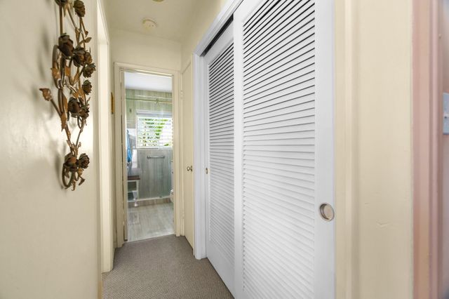 561 Bayshore Drive 7, Fort Lauderdale, FL 33304