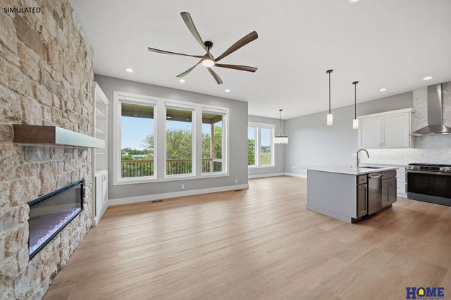 7565 Bernard Drive, Lincoln, NE 68516