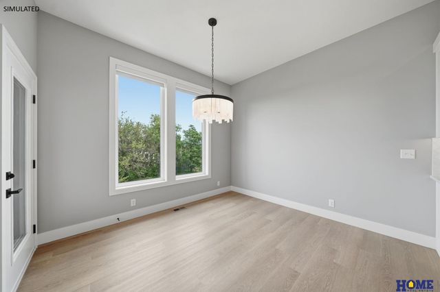 7565 Bernard Drive, Lincoln, NE 68516