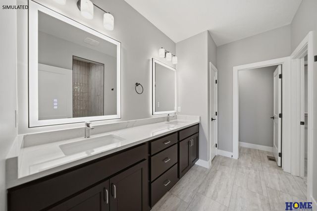 7565 Bernard Drive, Lincoln, NE 68516