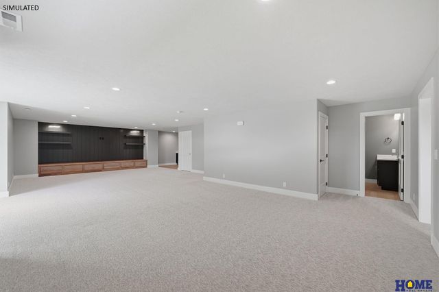 7565 Bernard Drive, Lincoln, NE 68516