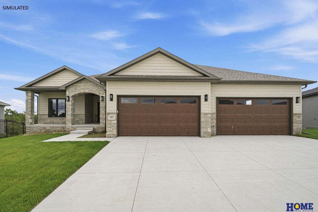 7565 Bernard Drive, Lincoln, NE 68516