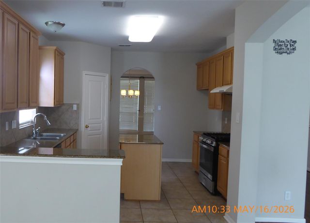 10142 Lazy Lagoon, Houston, TX 77065