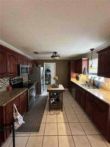 10056 Dairy Drive S, Mobile, AL 36695