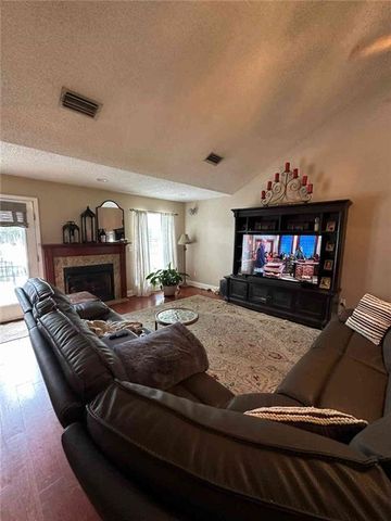 10056 Dairy Drive S, Mobile, AL 36695