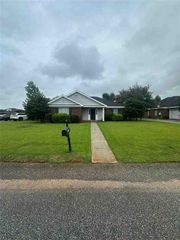 10056 Dairy Drive S, Mobile, AL 36695