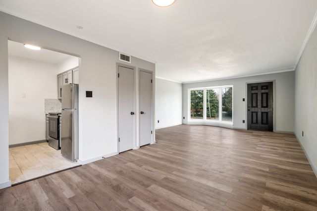 3913 Inwood Road 2006, Dallas, TX 75209