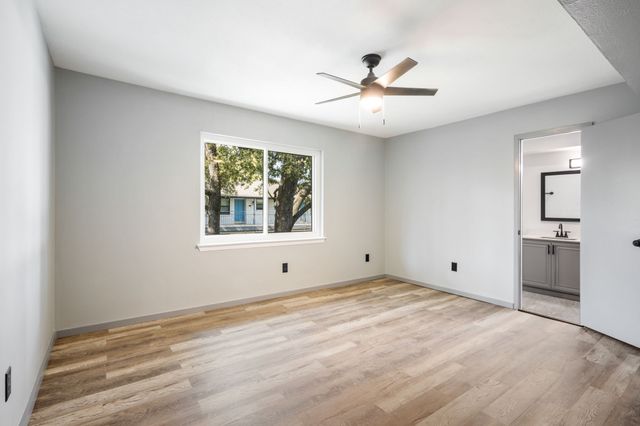 3913 Inwood Road 2006, Dallas, TX 75209