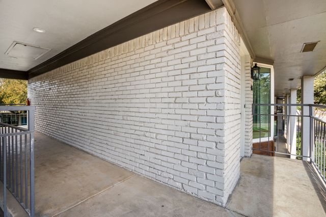 3913 Inwood Road 2006, Dallas, TX 75209