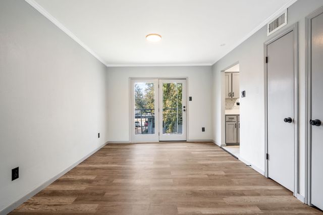 3913 Inwood Road 2006, Dallas, TX 75209