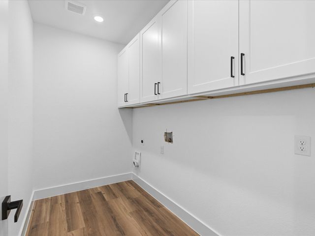 2642 Durham Street, Dallas, TX 75241