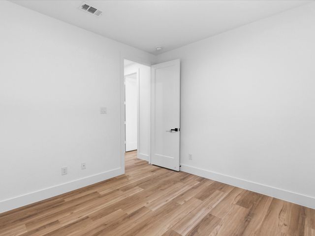 2642 Durham Street, Dallas, TX 75241
