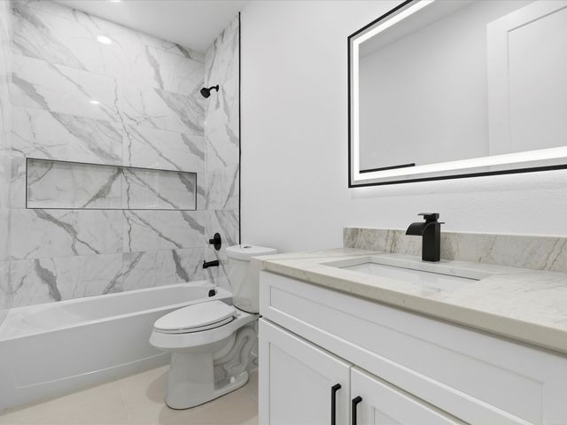 2642 Durham Street, Dallas, TX 75241
