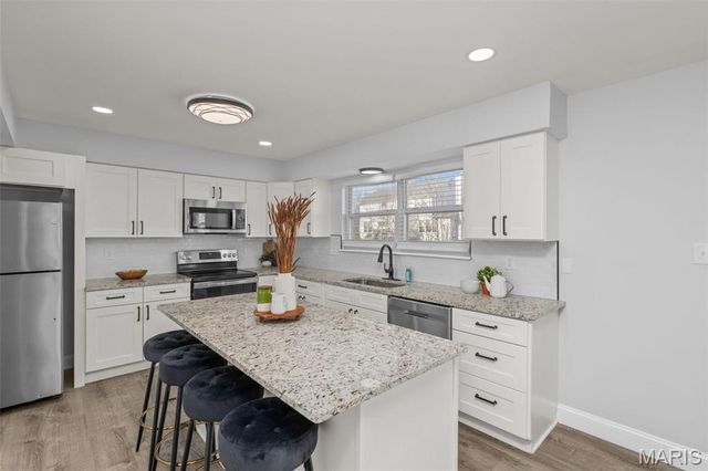 7247 Gadwall Way, O'fallon, MO 63368