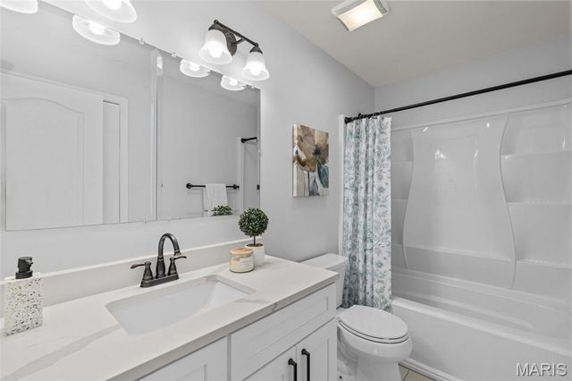 7247 Gadwall Way, O'fallon, MO 63368