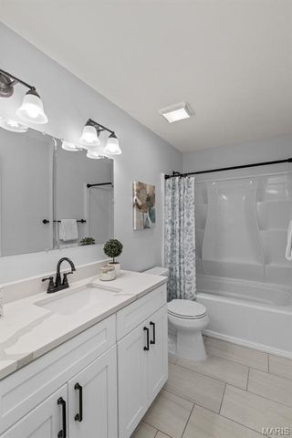 7247 Gadwall Way, O'fallon, MO 63368