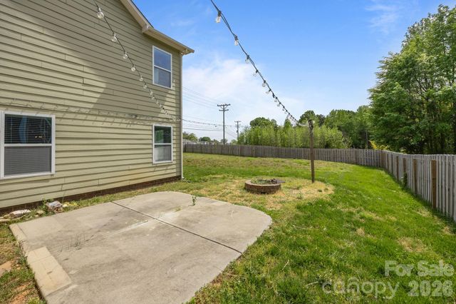 103 Hedgewood Drive, Mooresville, NC 28115