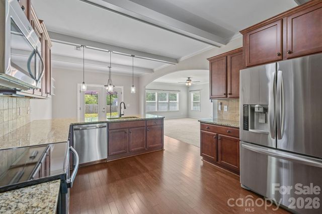 103 Hedgewood Drive, Mooresville, NC 28115