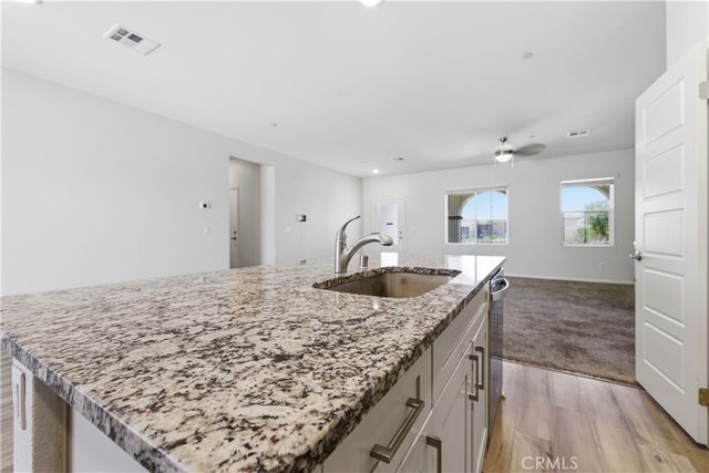 11179 Kanow, Victorville, CA 92392
