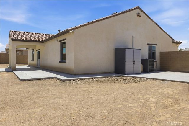 11179 Kanow, Victorville, CA 92392