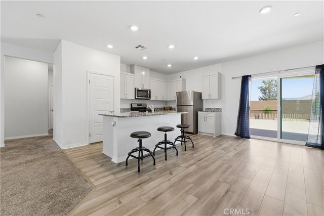 11179 Kanow, Victorville, CA 92392