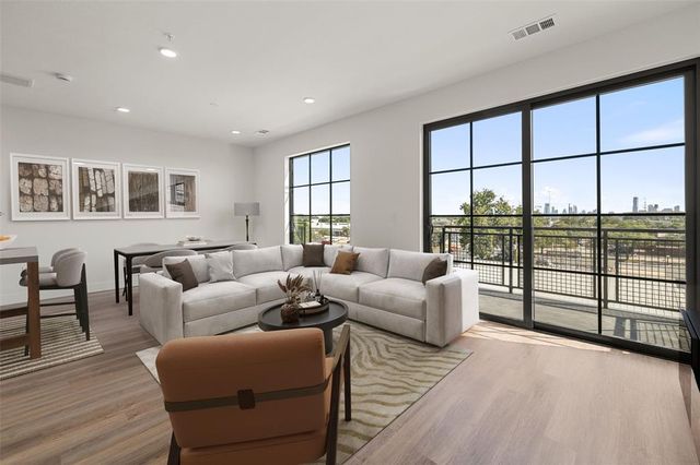 4315 S Congress Ave 332, Austin, TX 78745