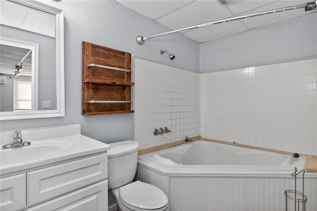 304 Fox Overlook, Woodstock, GA 30188